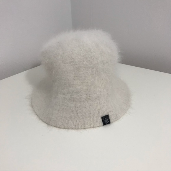 Brody Angora Wool White Hat - Picture 2 of 6